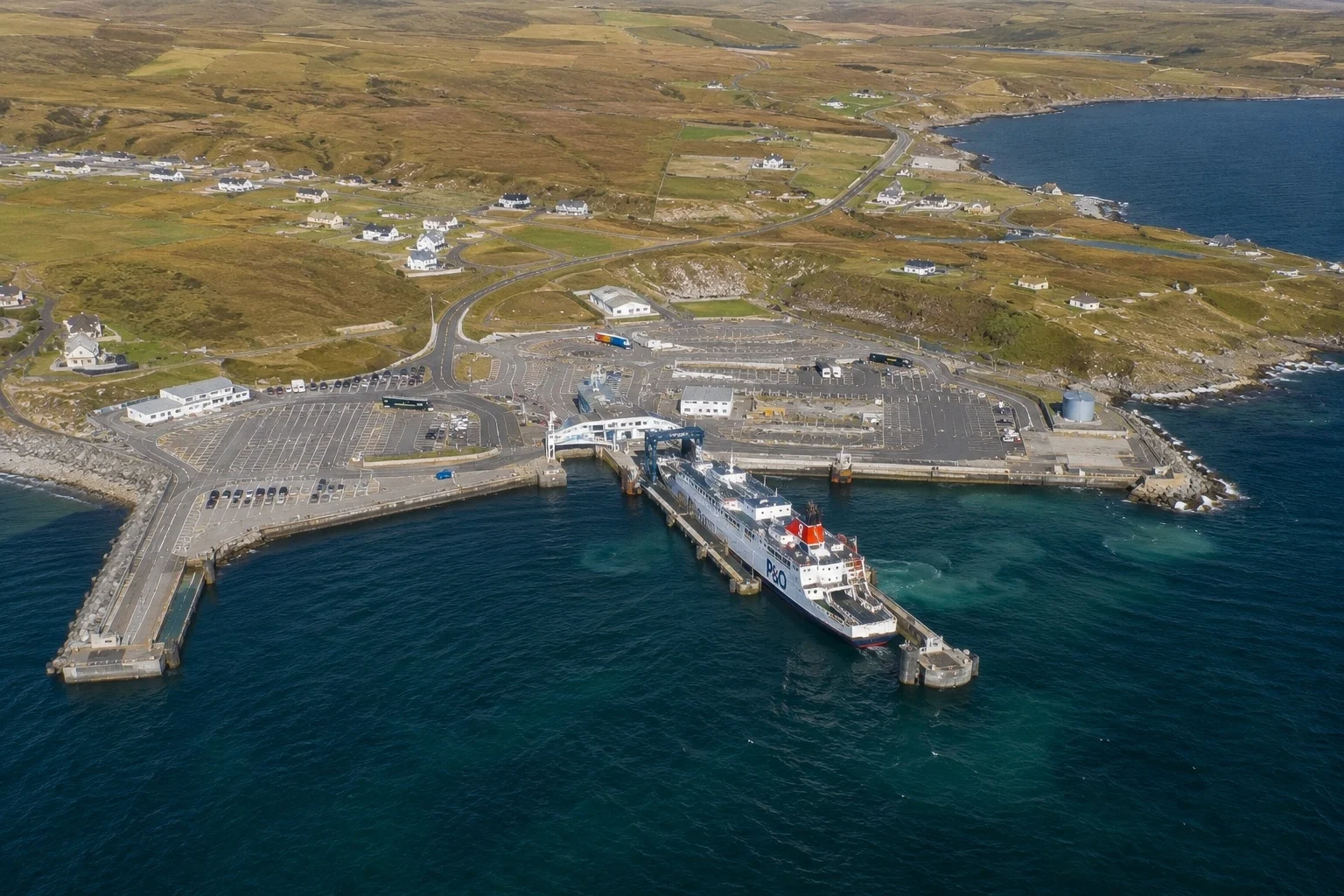 Fährhafen Gills Bay