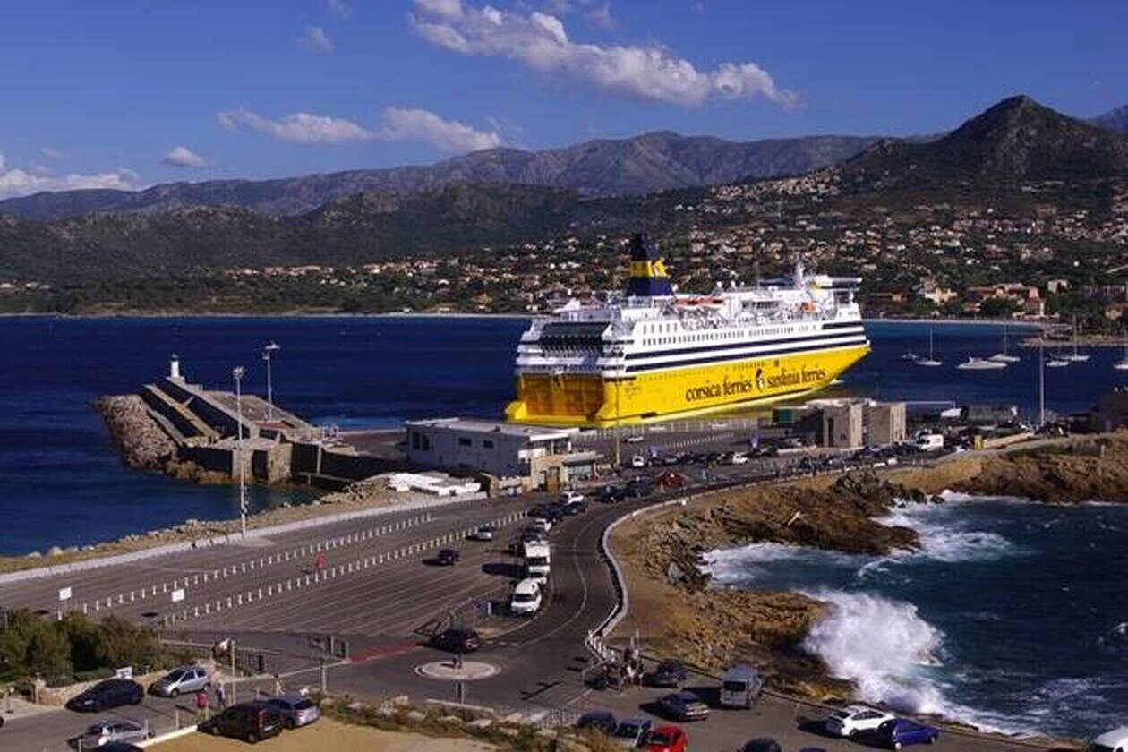 Fährhafen Ile Rousse