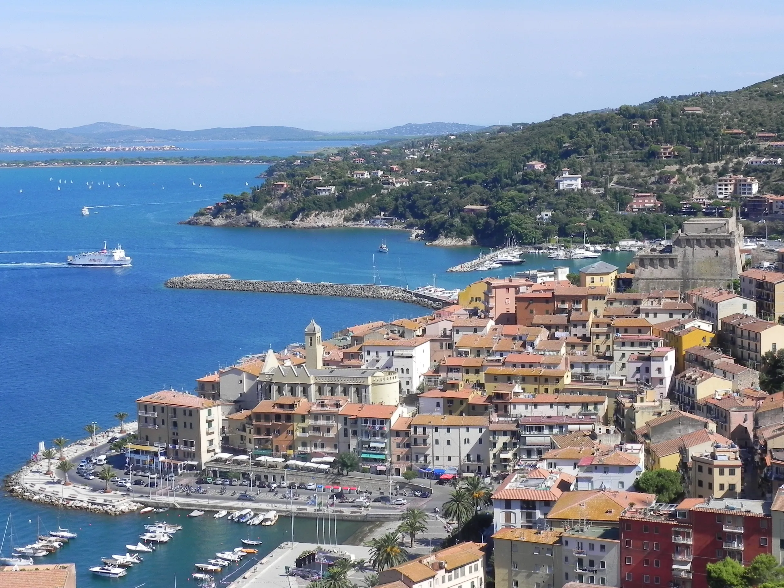 Fährhafen Porto Santo Stefano
