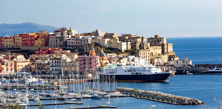 Fährhafen Pozzuoli