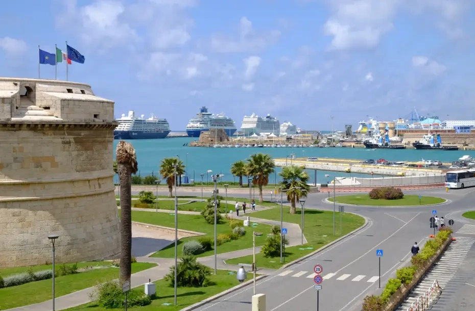 Fährhafen Tunis