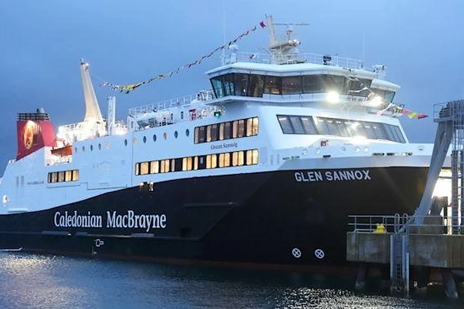 Fähre von CalMac Ferries