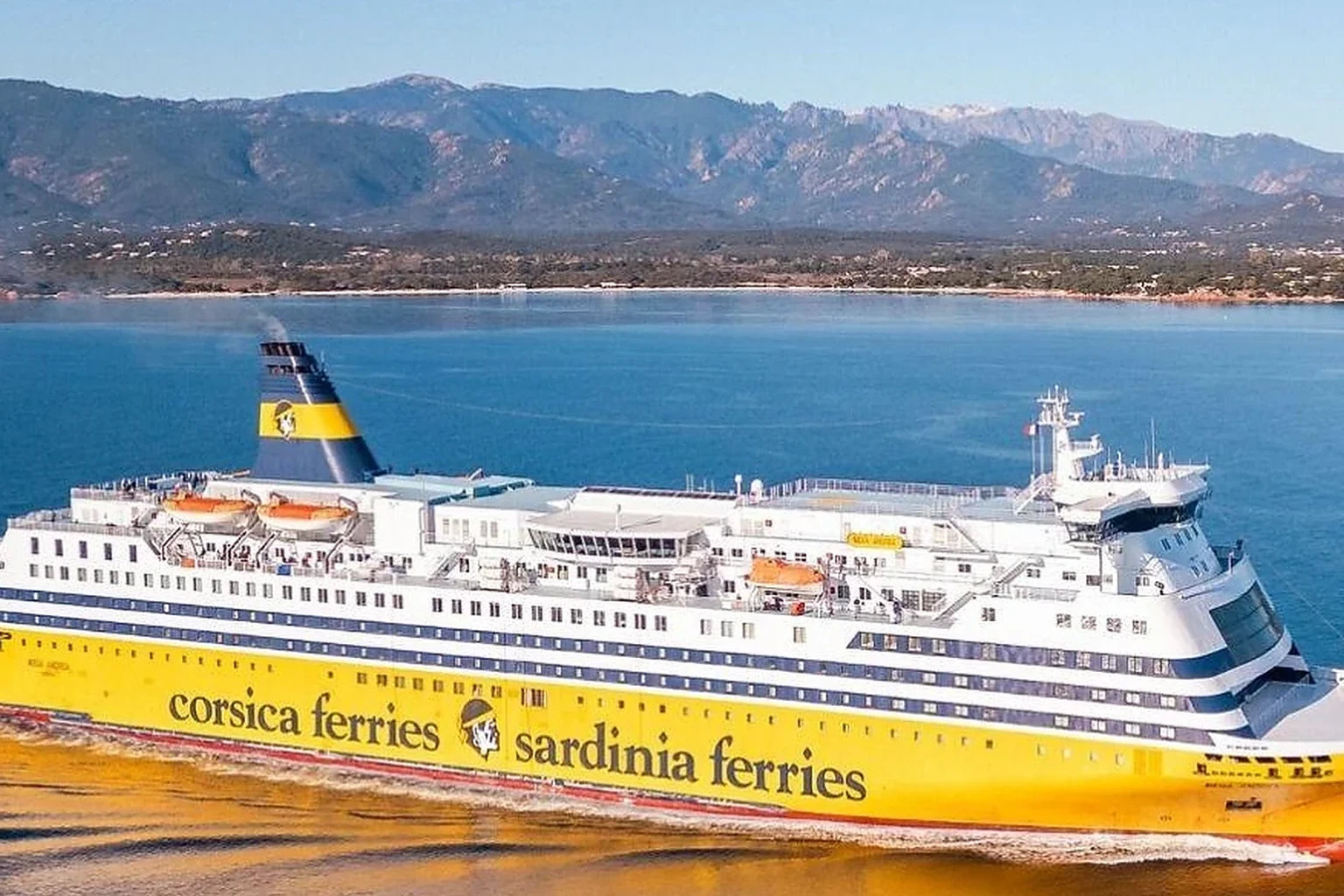Corsica Sardinia Ferries Passagier- und Fahrzeugfähre