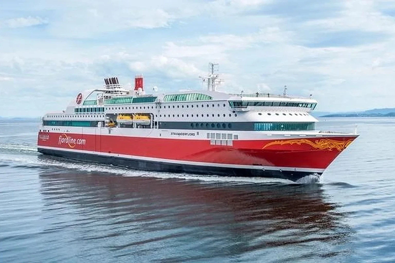 Passagier- und Fahrzeugfähre von Fjord Line zwischen Dänemark und Norwegen