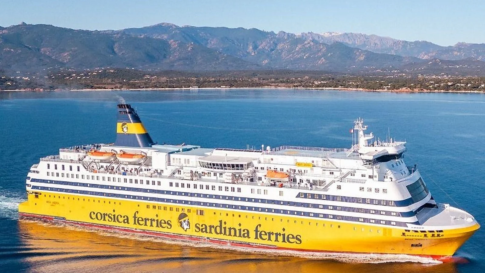 Passagierfähre von Corsica Sardinia Ferries